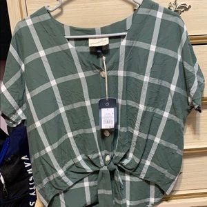 universal thread cropped button down shirt